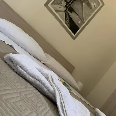 Keira Holidays Bed & Breakfast Naples