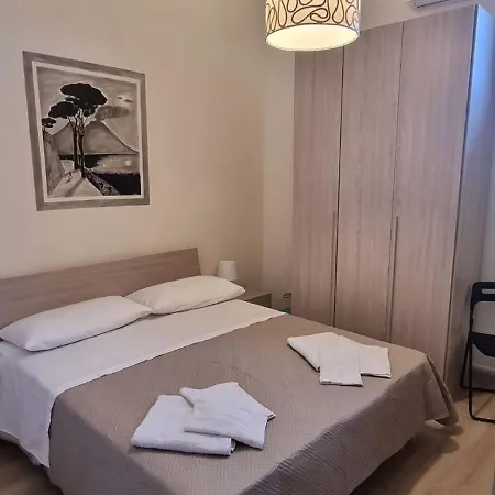 Bed & Breakfast Keira Holidays